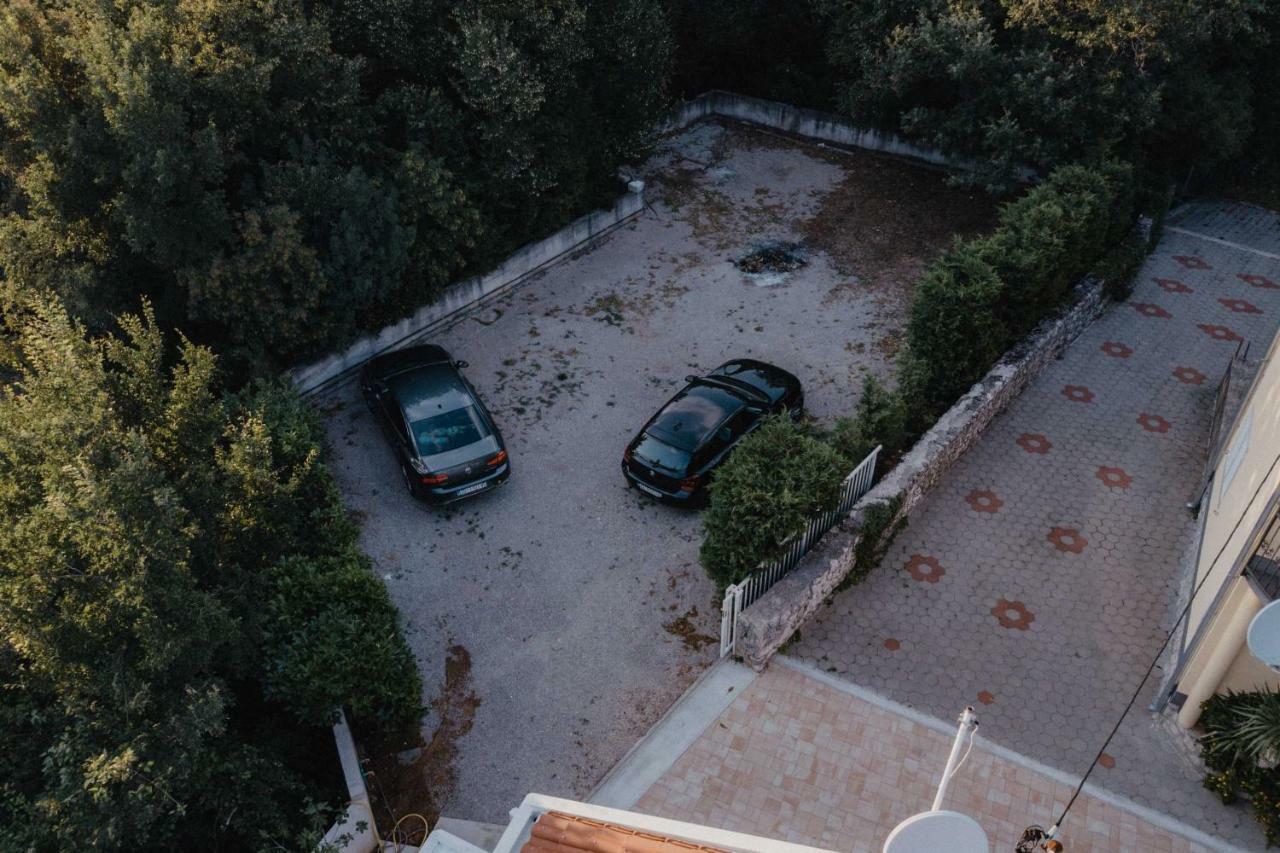 Villa Dvojac Jadranovo Bagian luar foto